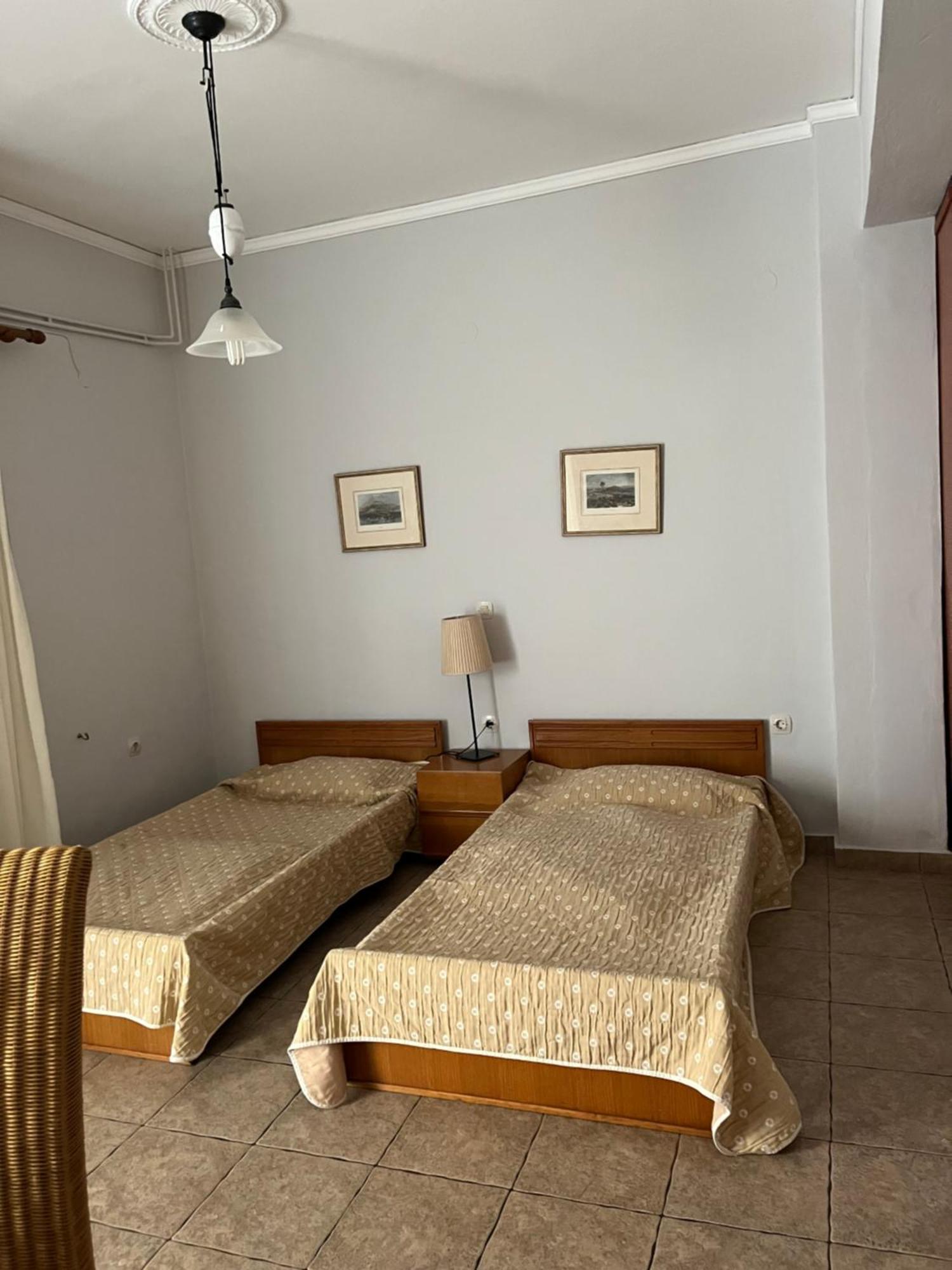 Litsa Apartment Plomari Екстериор снимка